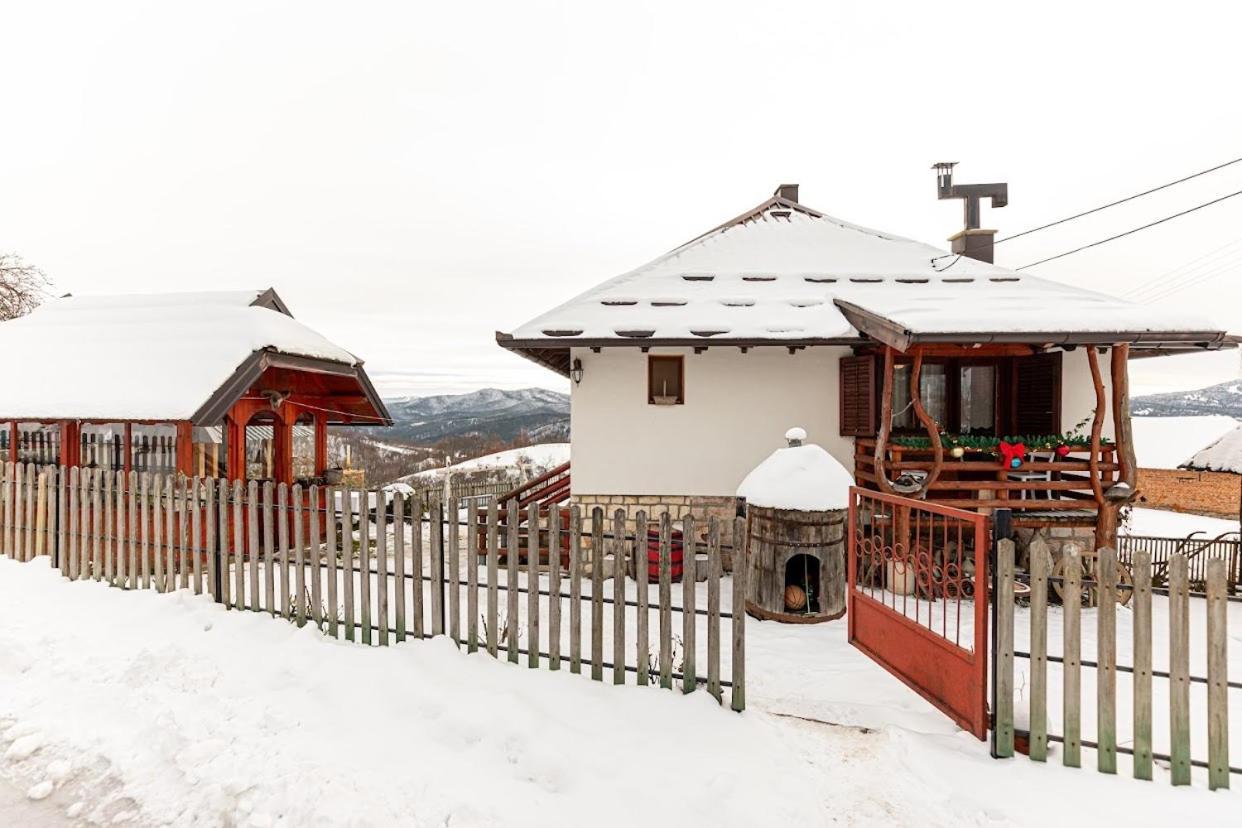 Holiday Home Captain'S Village Sljivovica  Extérieur photo
