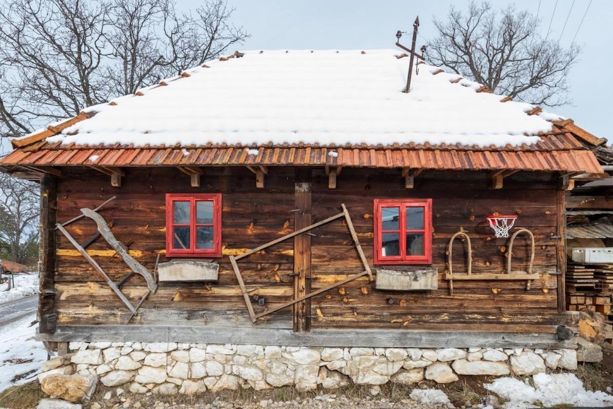 Holiday Home Captain'S Village Sljivovica  Extérieur photo