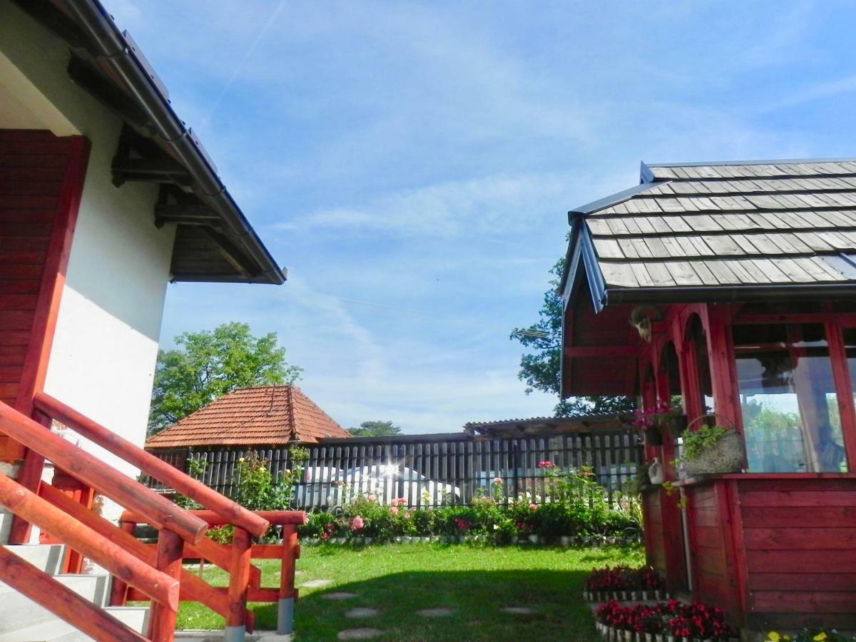 Holiday Home Captain'S Village Sljivovica  Extérieur photo