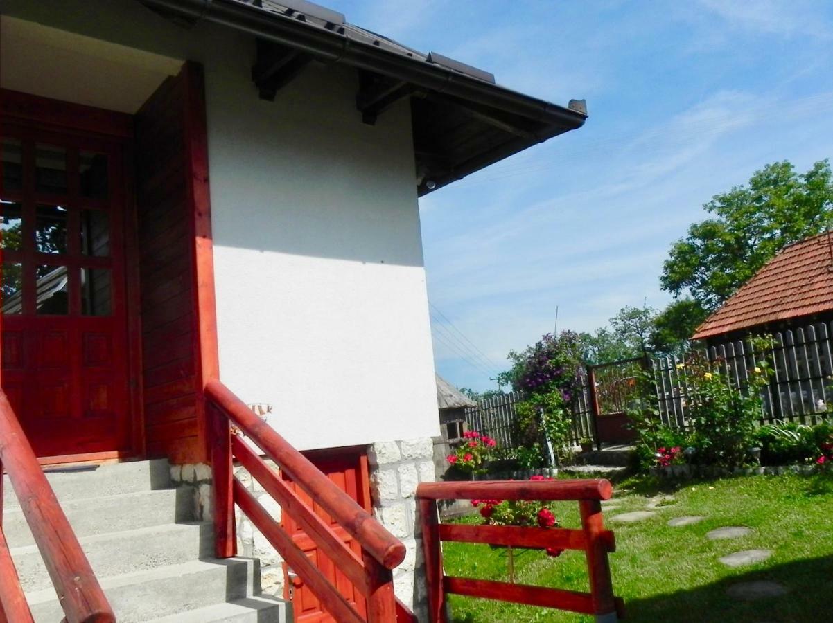 Holiday Home Captain'S Village Sljivovica  Extérieur photo