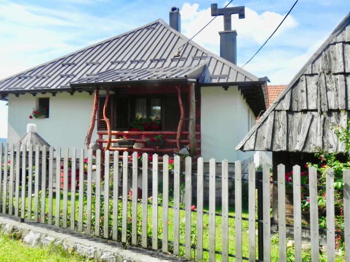 Holiday Home Captain'S Village Sljivovica  Extérieur photo